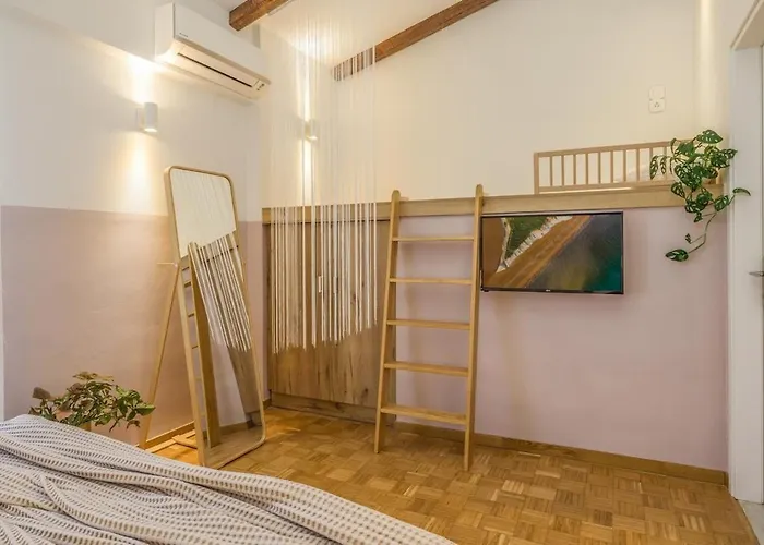 Stylish Modern Maisonette Casa vacanze