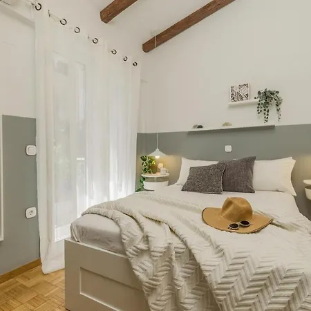 Stylish Modern Maisonette Holiday home Argostoli (Kefalonia)