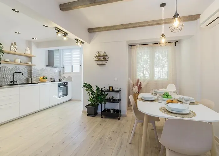 Stylish Modern Maisonette * Argostóli