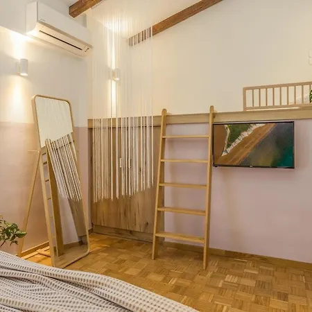 Stylish Modern Maisonette 度假居