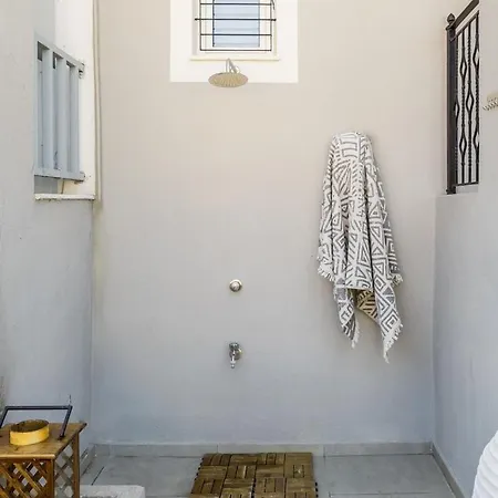 度假居 Stylish Modern Maisonette