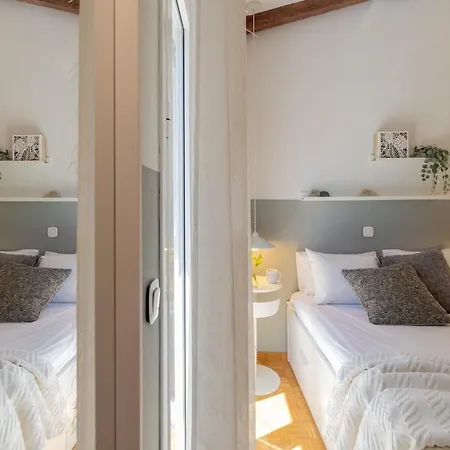 度假居 Stylish Modern Maisonette *