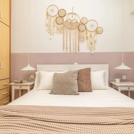 Stylish Modern Maisonette 阿尔戈斯托利翁