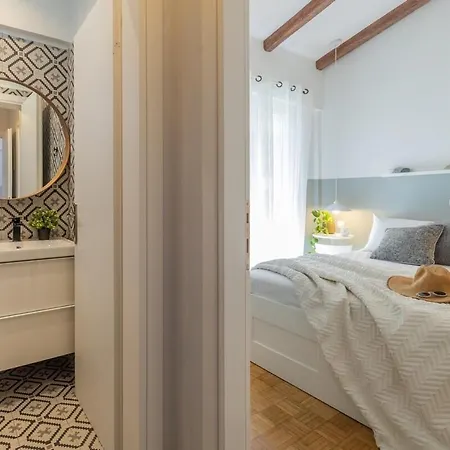 Stylish Modern Maisonette Casa vacanze