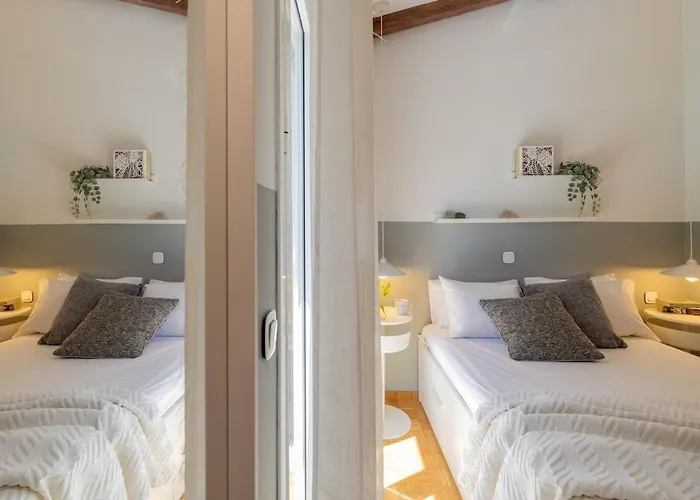 Dom wakacyjny Stylish Modern Maisonette *